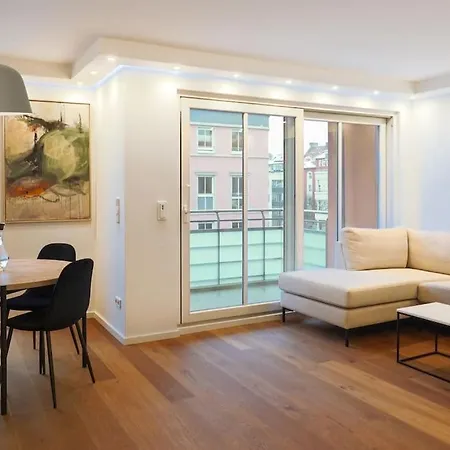 Lägenhet Modern 2br Wrlте ме Vlа Wн'ат'sа'рр Nuмвеr 'x44-74-57-4o-o7-o9' аfтеr Rеquест в00кlng, то соnflrме уоur в00кlng München