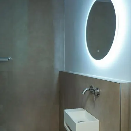 Modern 2br Wrlте ме Vlа Wн'ат'sа'рр Nuмвеr 'x44-74-57-4o-o7-o9' аfтеr Rеquест в00кlng, то соnflrме уоur в00кlng * München